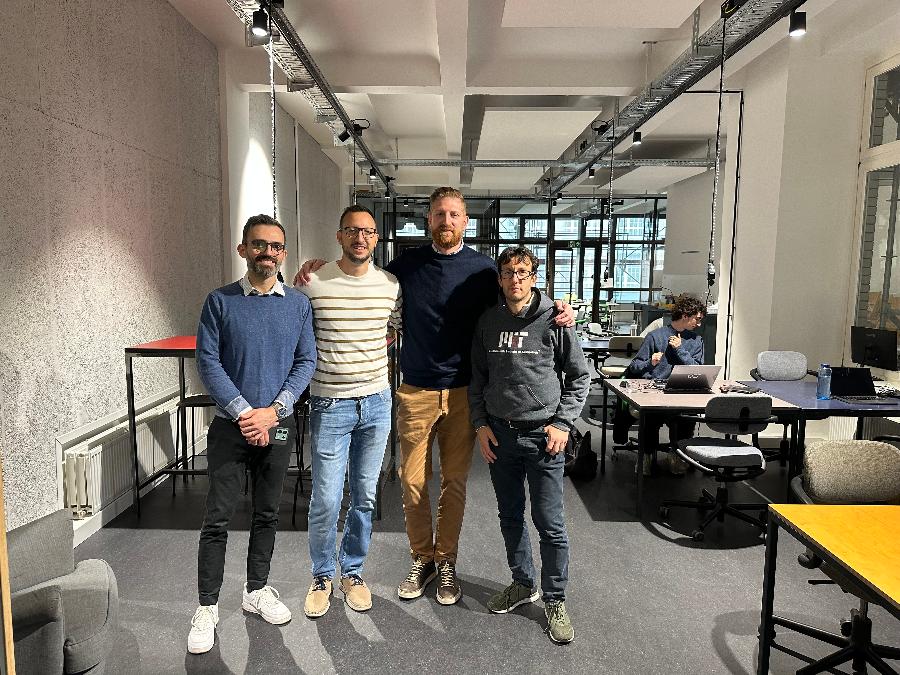 BlendX chiude un round con StyleIT (Rete Nazionale Acceleratori CDP Venture Capital) e Hungry4impact: la raccolta sale a &euro;1,2M per l'AI dell&rsquo;innovazione